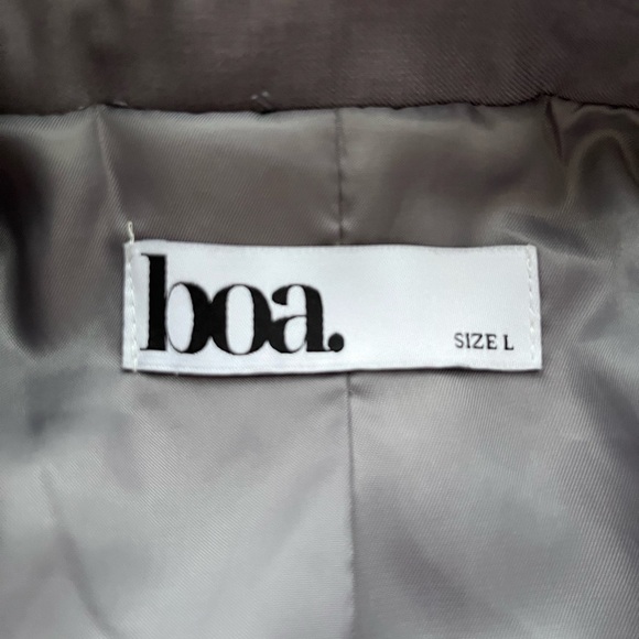 boa. Grey Work Blazer with Tonal Belt - Picture 3 of 8